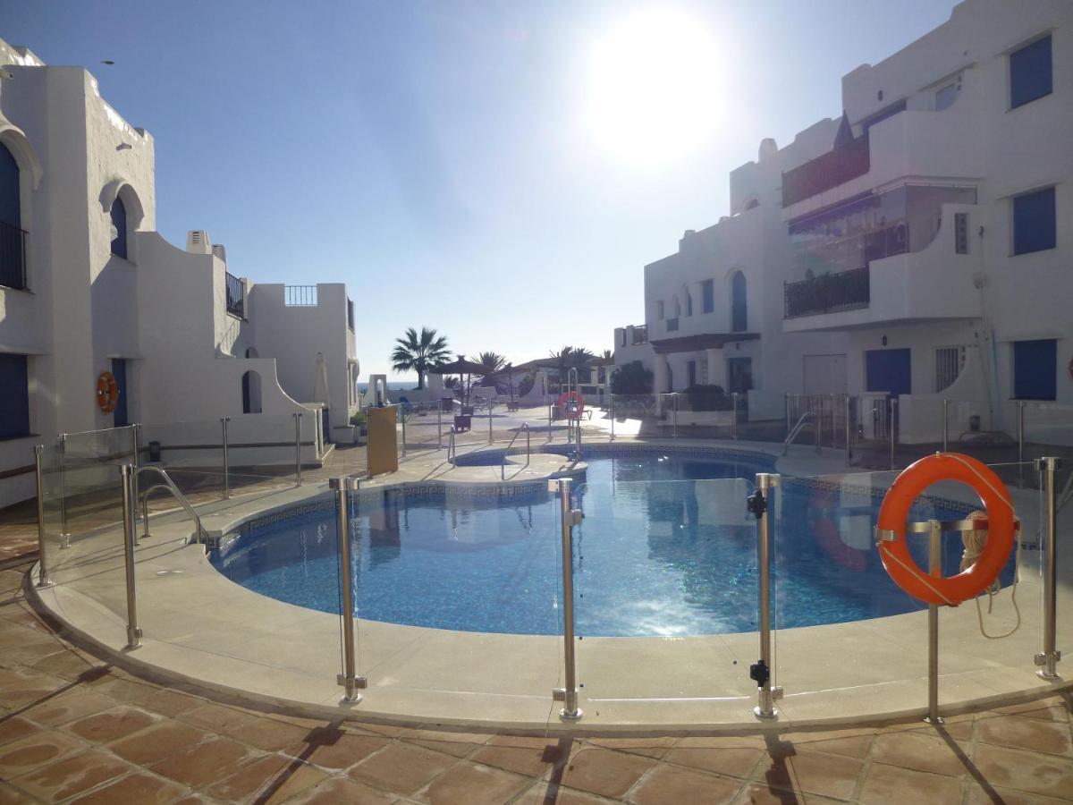28 Mikonos Playa In Puerto De La Duquesa 2 Bed 2 Bath Apartment Ideally Located To The Beach & Marina Castillo de Sabinillas Exteriér fotografie